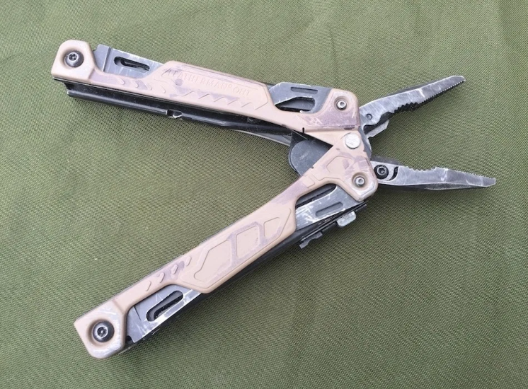 Leatherman OHT Multi-tool Review